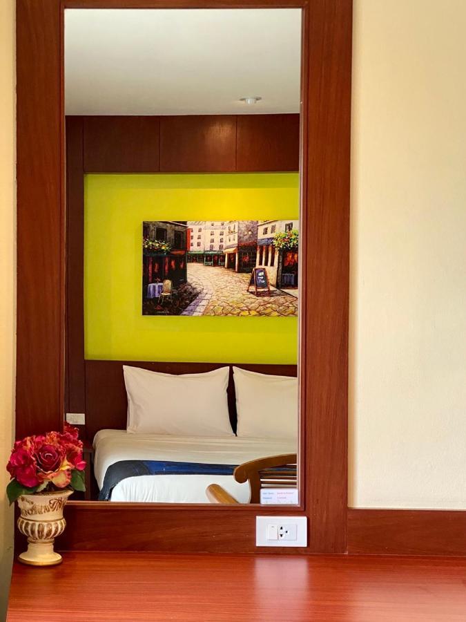 Baan Sudarat Hotel Phuket Exterior foto